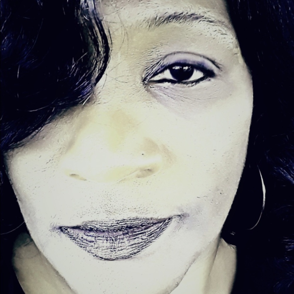 Meet your Posher, Tonya
